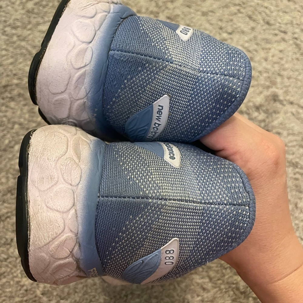 New Balance Shoes - Picture 9 of 9